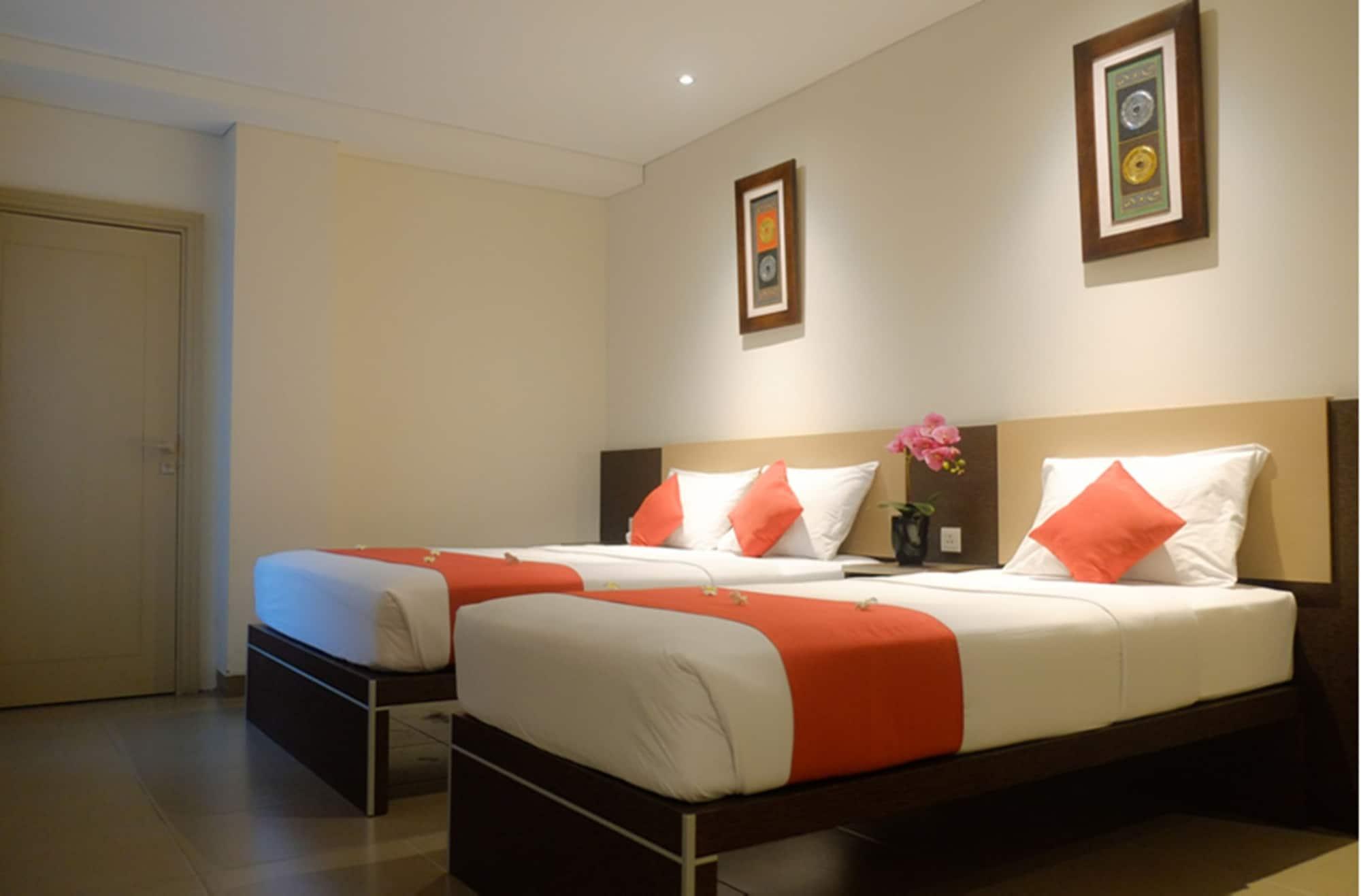 Mutiara Hotel And Convention Бандунг Екстериор снимка
