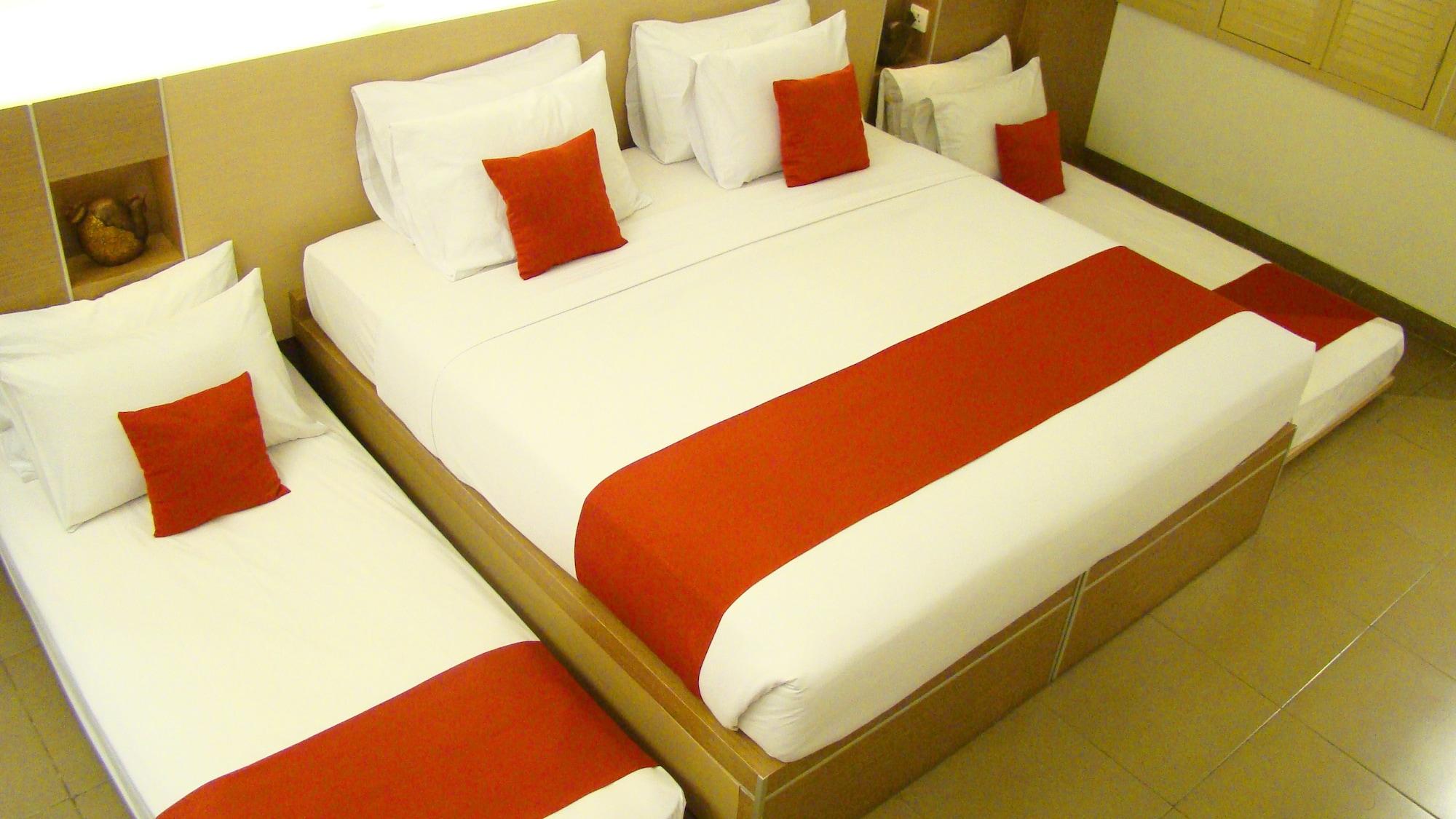 Mutiara Hotel And Convention Бандунг Екстериор снимка