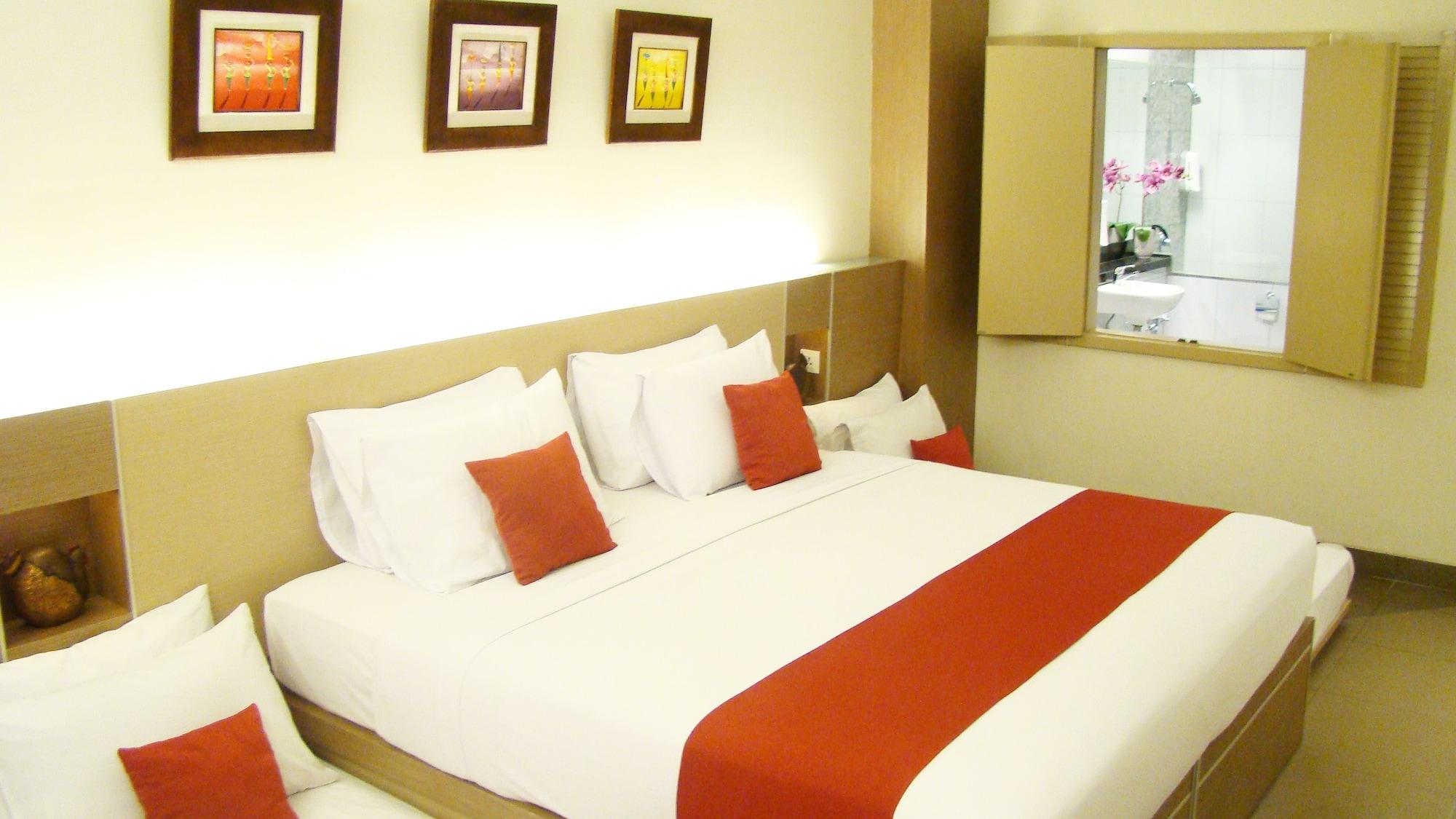 Mutiara Hotel And Convention Бандунг Екстериор снимка