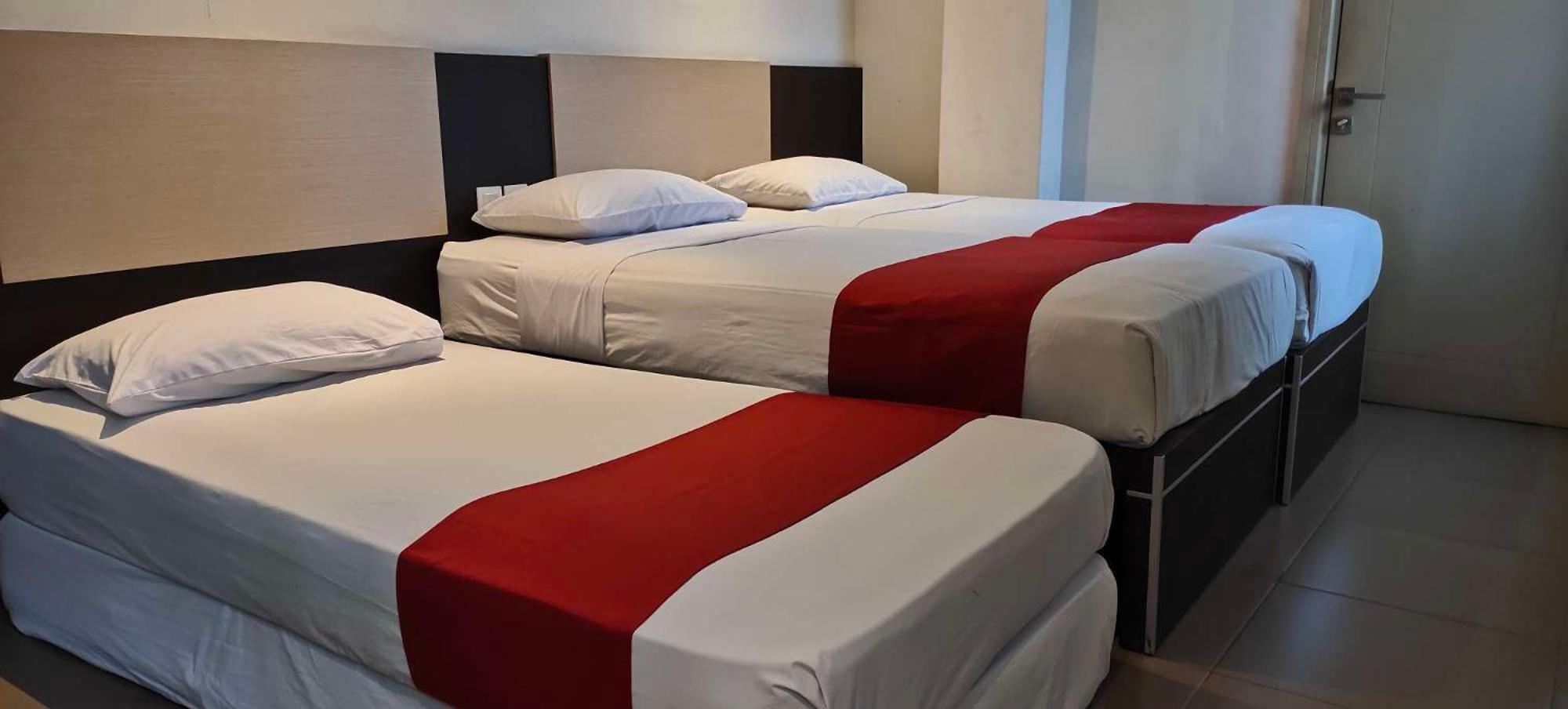 Mutiara Hotel And Convention Бандунг Стая снимка