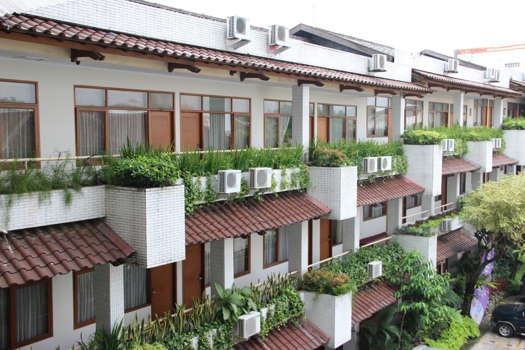 Mutiara Hotel And Convention Бандунг Екстериор снимка